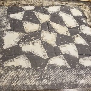 Black and Gray scarf, EUC